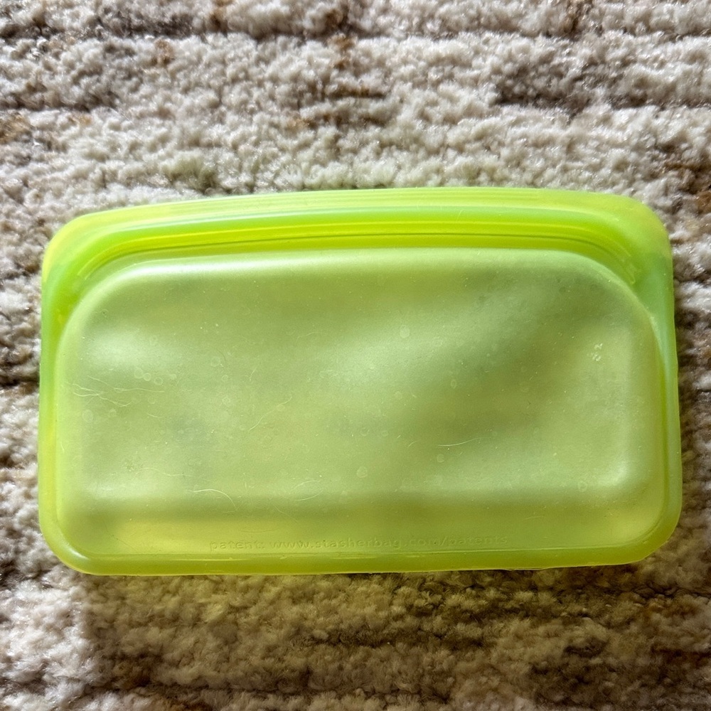 Stasher Reusable Silicone Food Storage Bag - Green - Picture 2 of 2